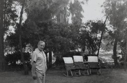 <p>Enric Tormo, <em>Joan Miró in his Garden at Home in Mont-roig del Camp</em>, no date</p>